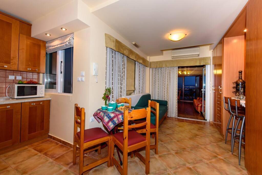 Elisabeth'S Penthouse At The Heart Of The City Réthymnon Extérieur photo